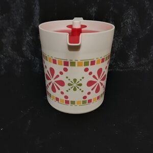 Tupperware Happy Hacienda One Touch